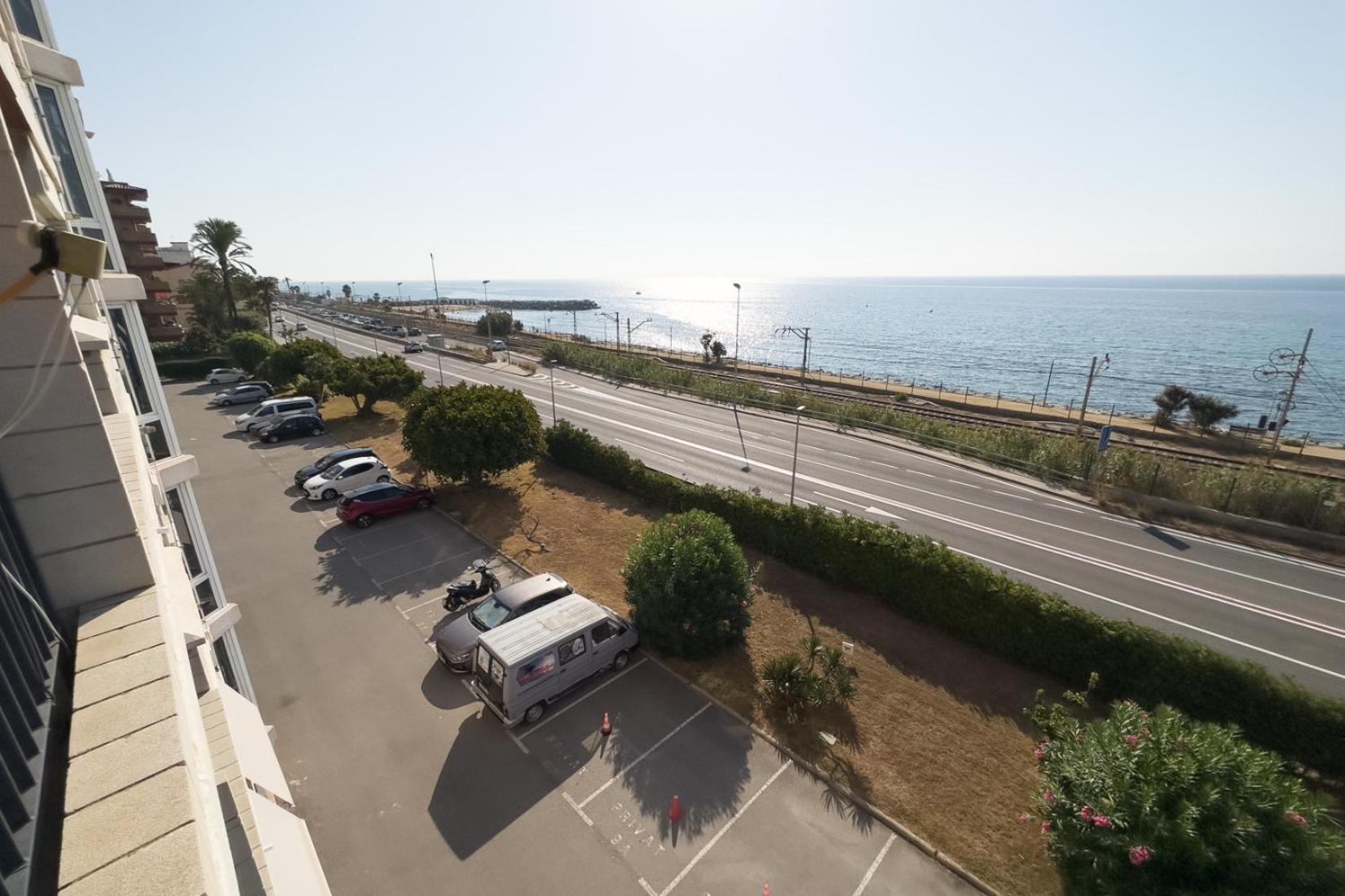 Impresionante Apartamento Delante Del Mar Vilassar De Mar Kültér fotó