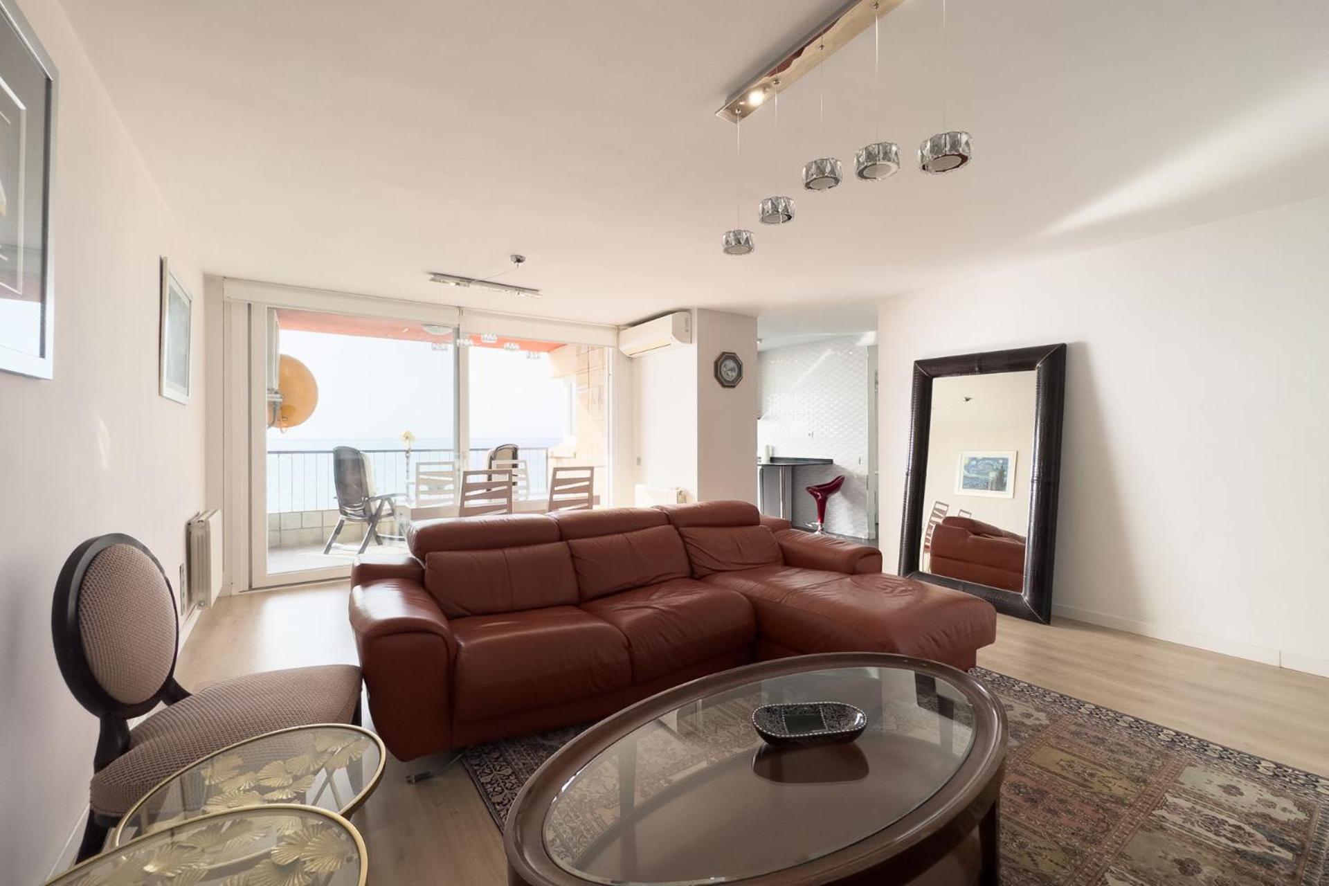 Impresionante Apartamento Delante Del Mar Vilassar De Mar Kültér fotó